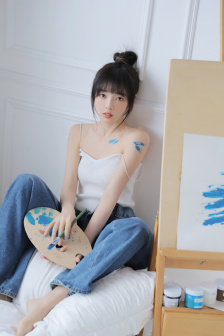 美女张开嘴让认人俑视频